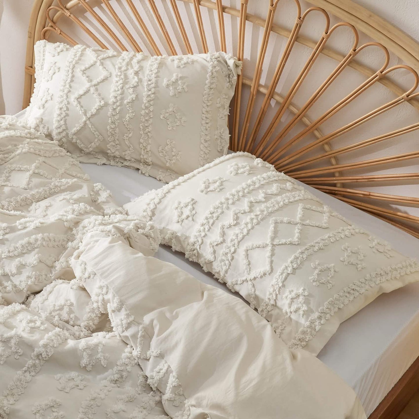 Boho Deluxe Tufted Embroidery Comforter Set