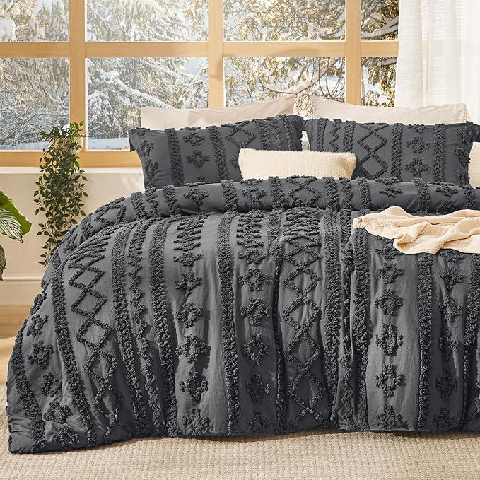 Boho Deluxe Tufted Embroidery Comforter Set