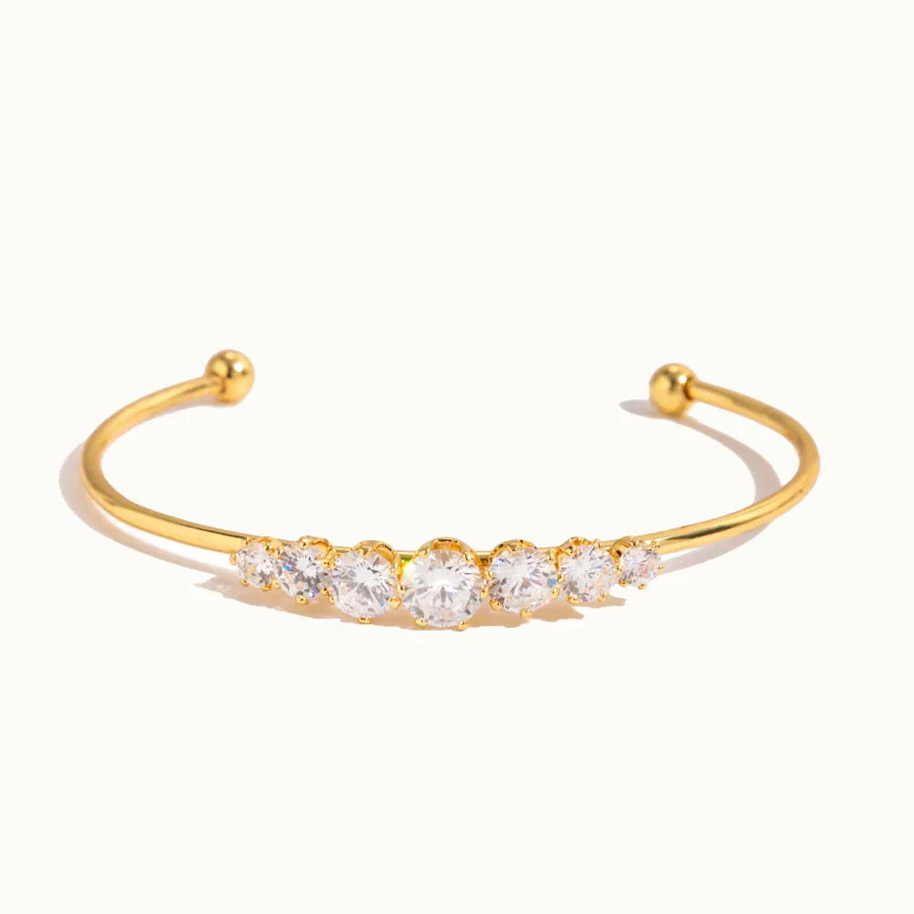 Avaria Essential Diamond Bracelets