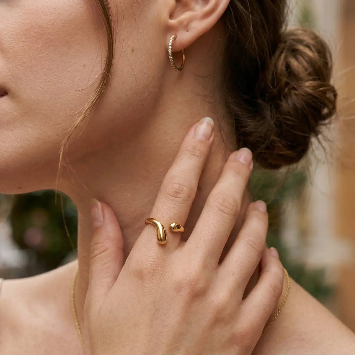 Diane Twisted Band Ring