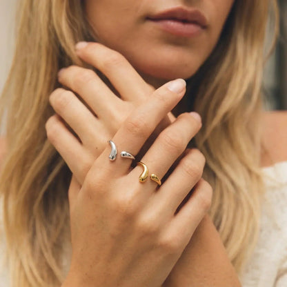 Diane Twisted Band Ring