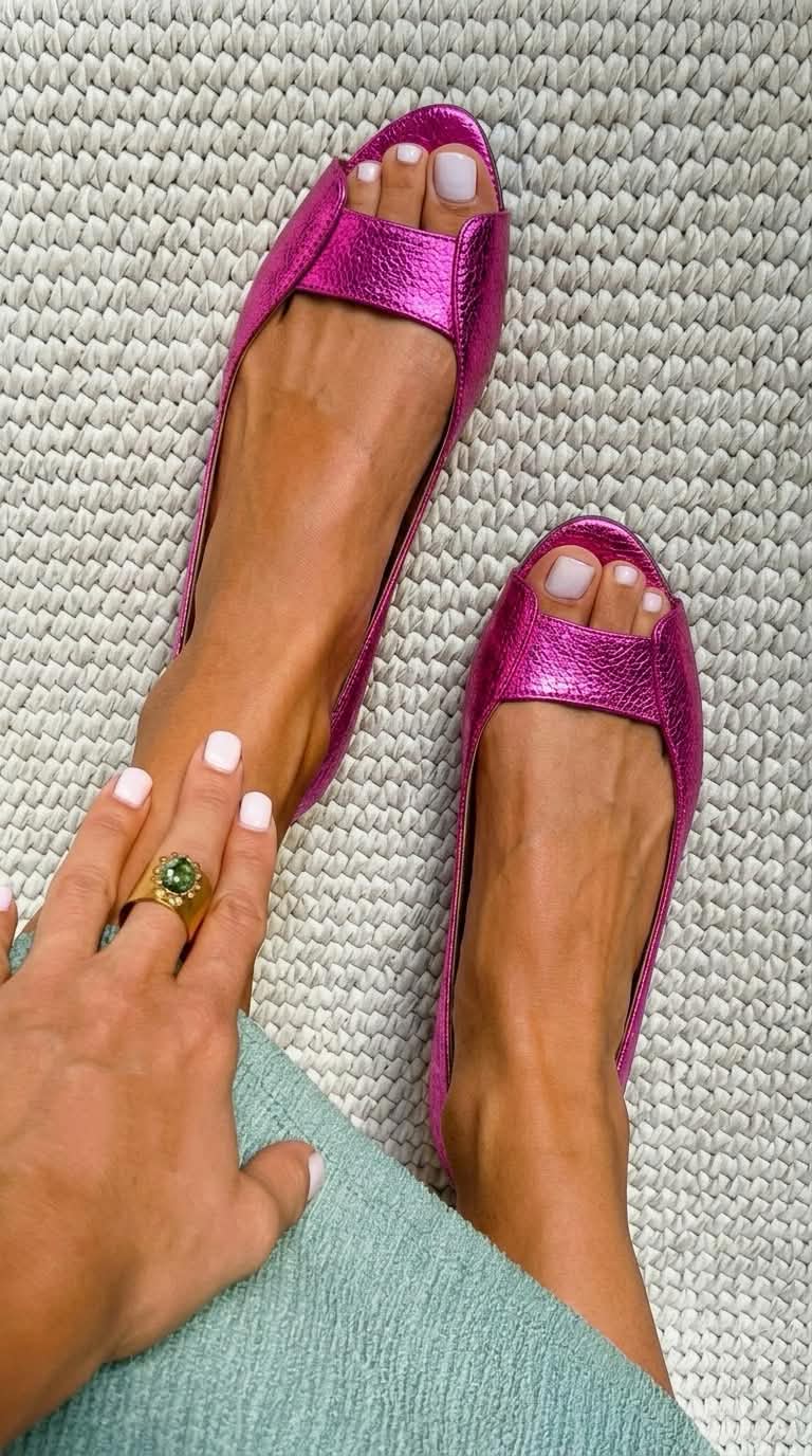Adelina Golden Comfort Chic Sandals
