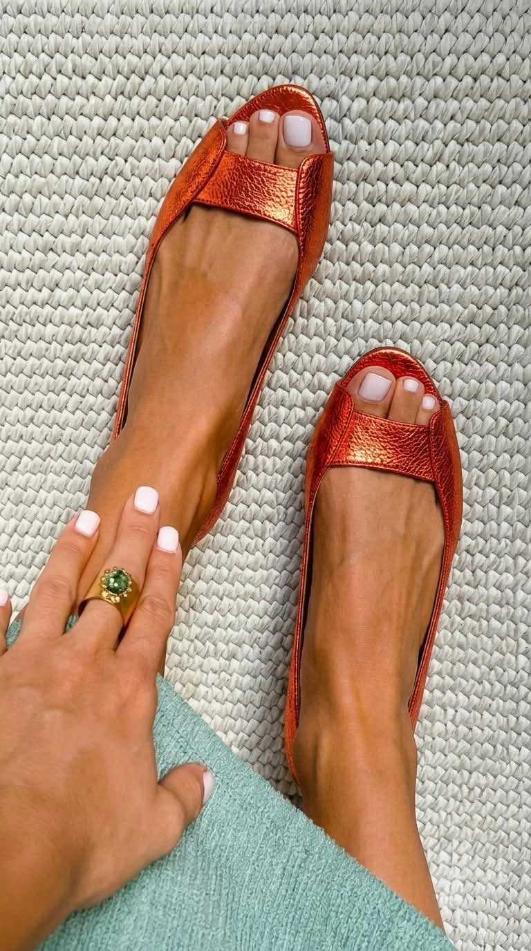 Adelina Golden Comfort Chic Sandals