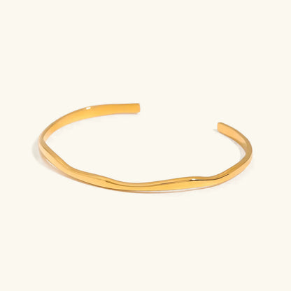 Haisley Gold Bangle