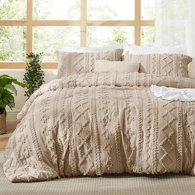 Boho Deluxe Tufted Embroidery Comforter Set
