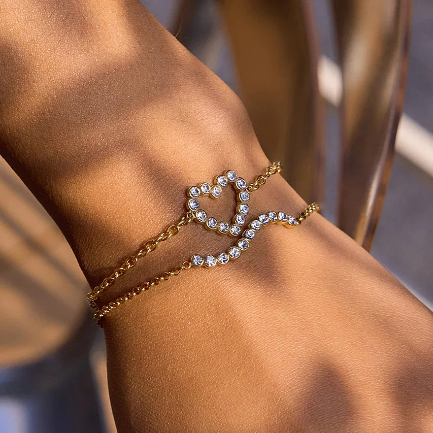 Luv Diamond Heart Gold Bracelet