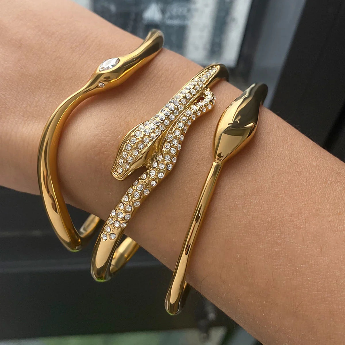 Rosalee Serpentine Diamond Bangle