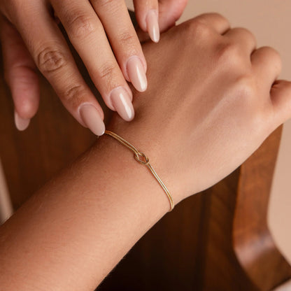 Alorinwear Forever Knot Bracelet